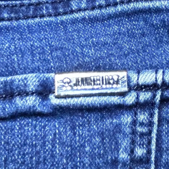 Jennifer Lopez Classic Blue Women's Jeans - Picture 11 of 13